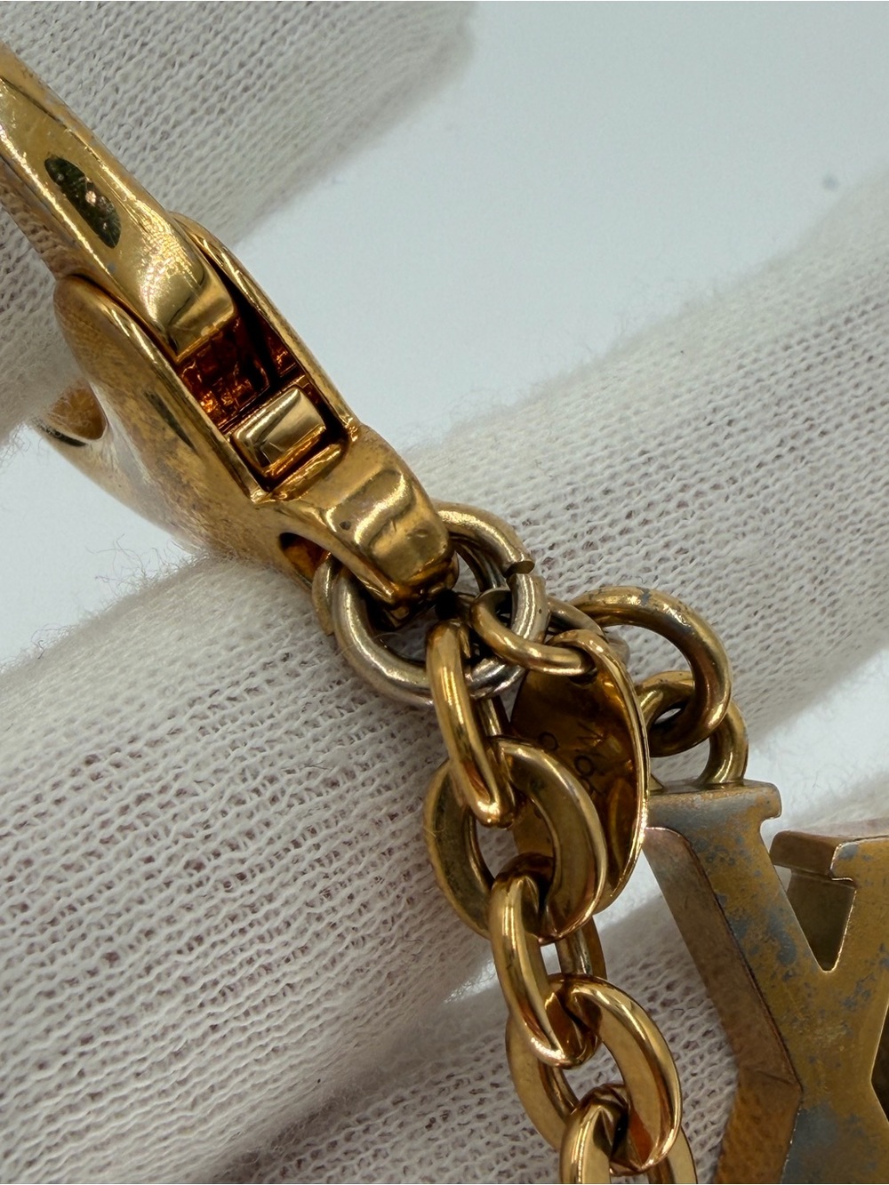 Louis Vuitton Hollow Flower Gold-Tone & Peach Resin LV Flower Bag Charm w/COA - Picture 10 of 12